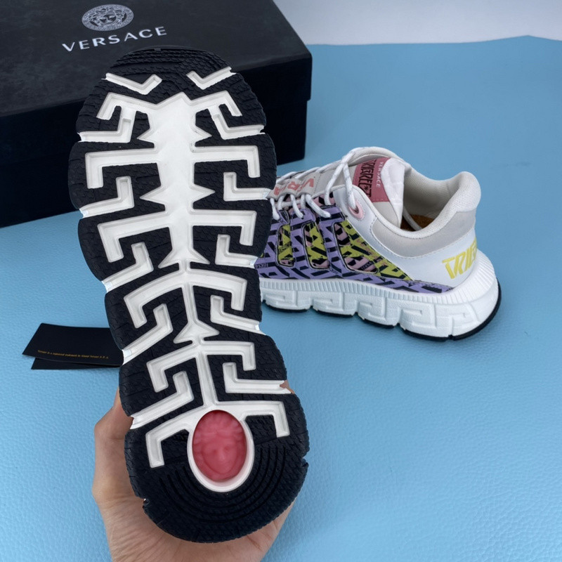 vs chain reaction sneakers