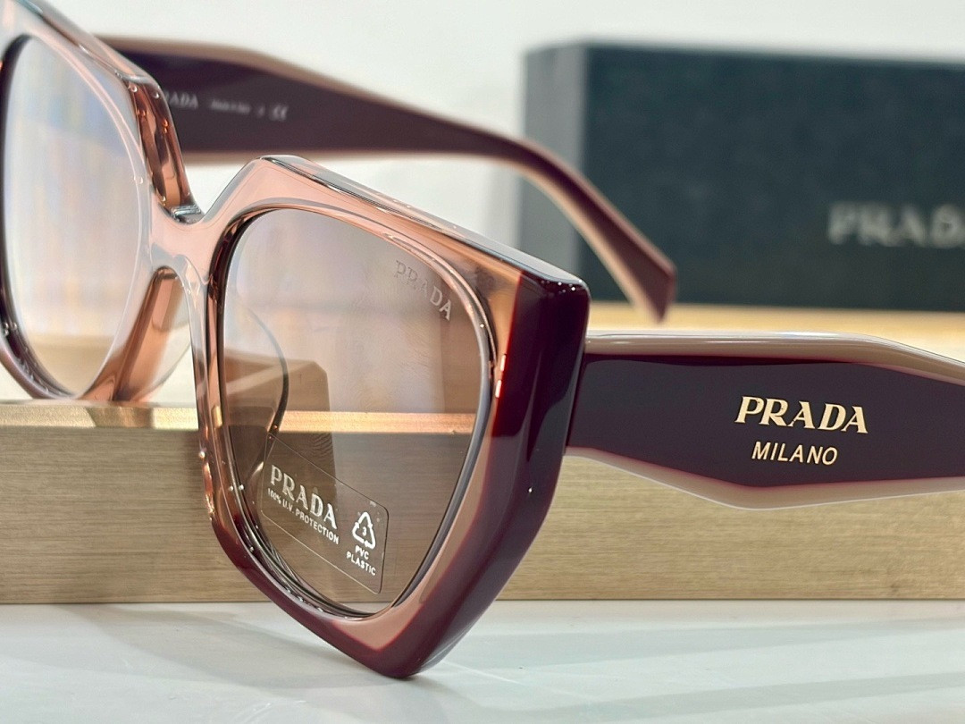 Pra*a Sunglasses