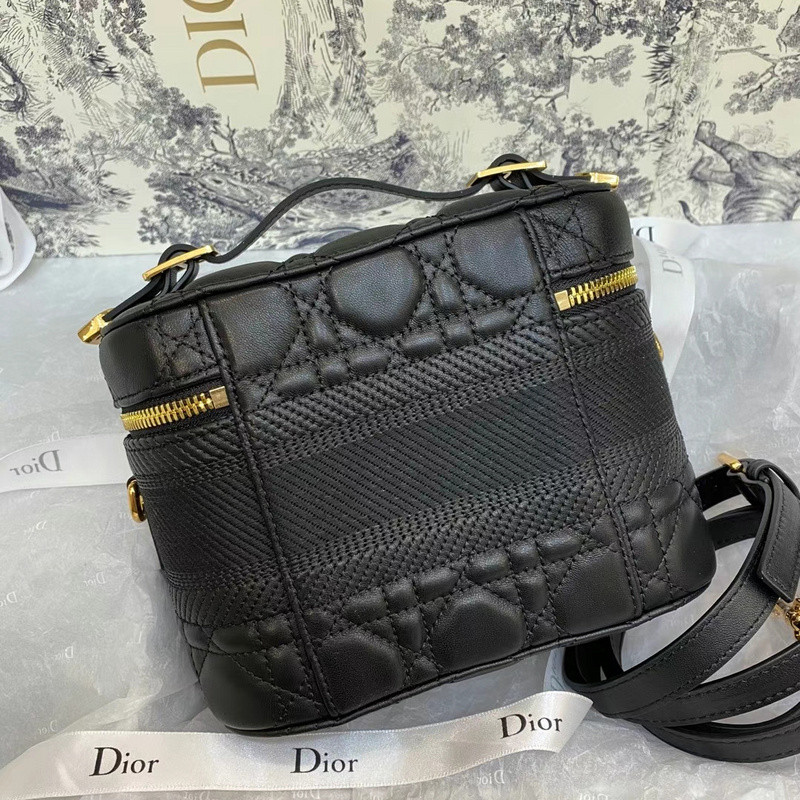 D10r bag