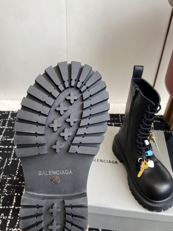 BC BOOTS
