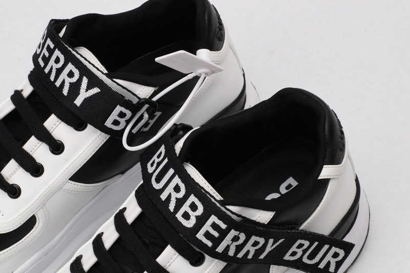B**rry sneaker