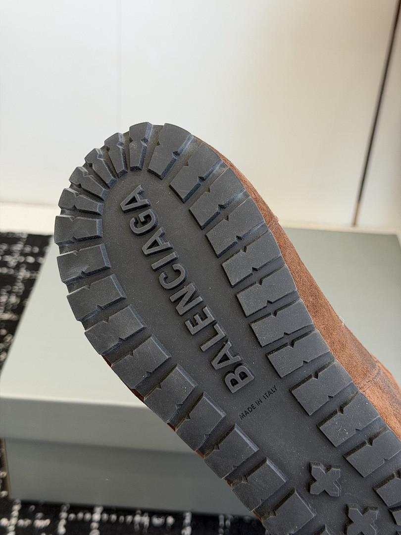 BC BOOTS