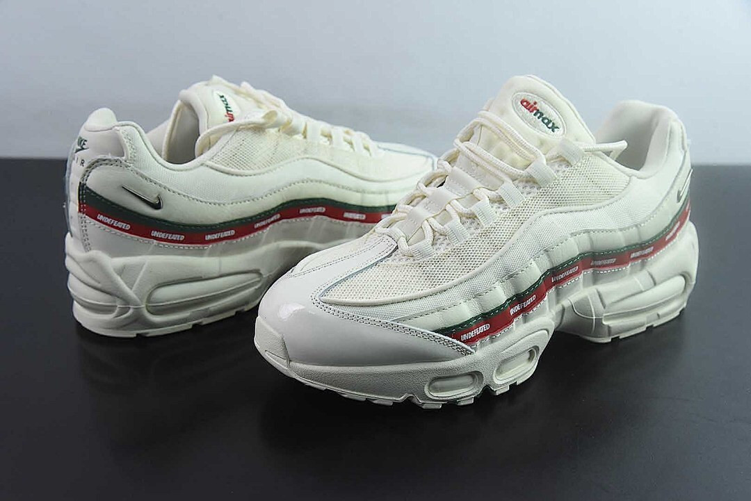 Nike x Undefeated Air Max 95
