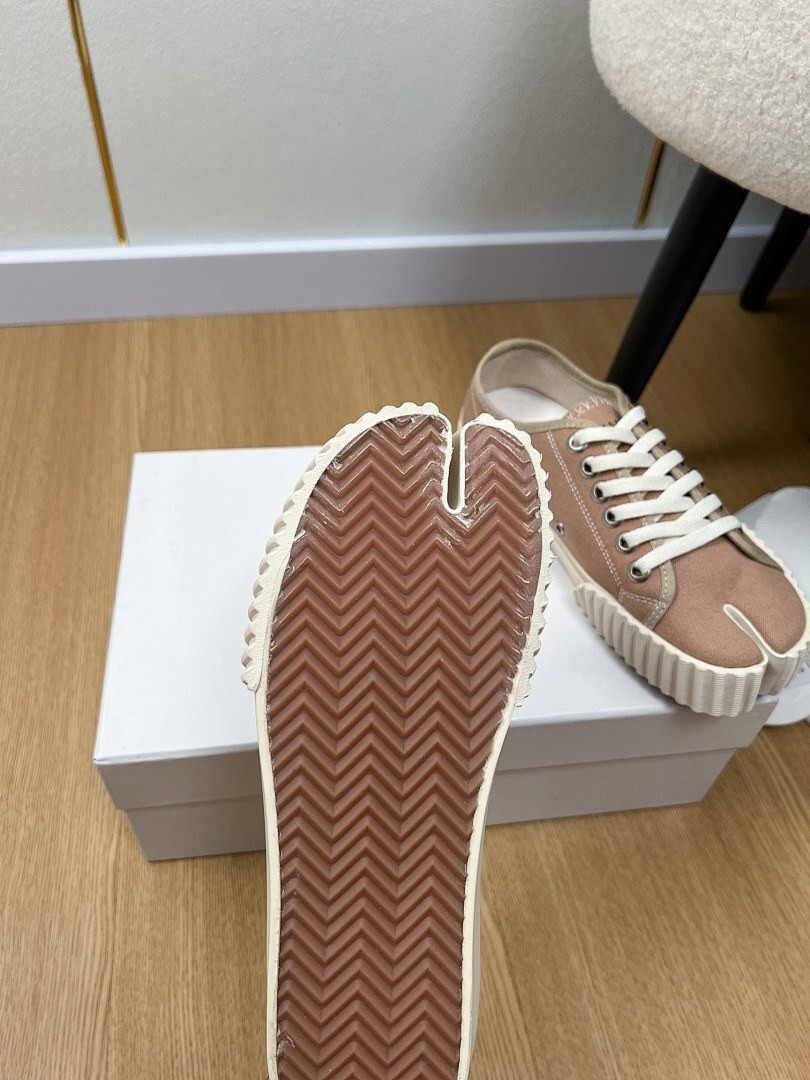 Ma1s0n Marg*e1a SNEAKER