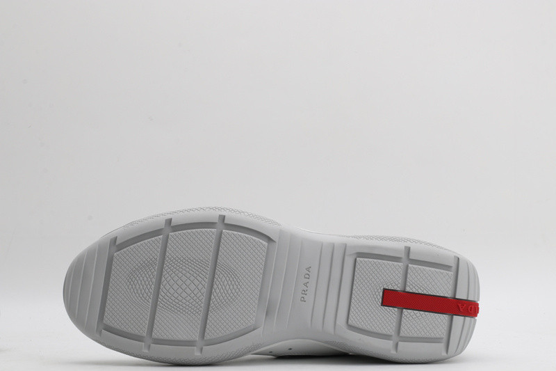 pr sneaker