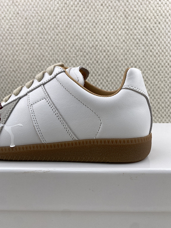 ma*s*n Ma*i*la sneaker