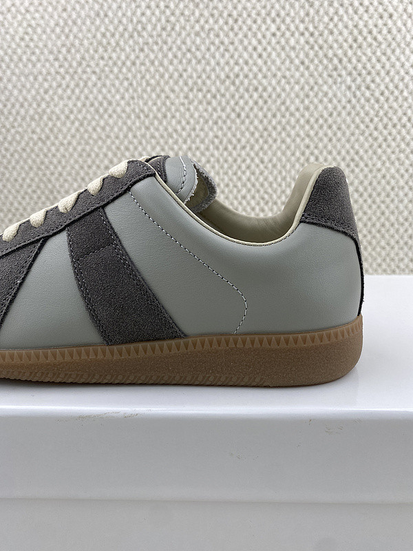 ma*s*n Ma*i*la sneaker