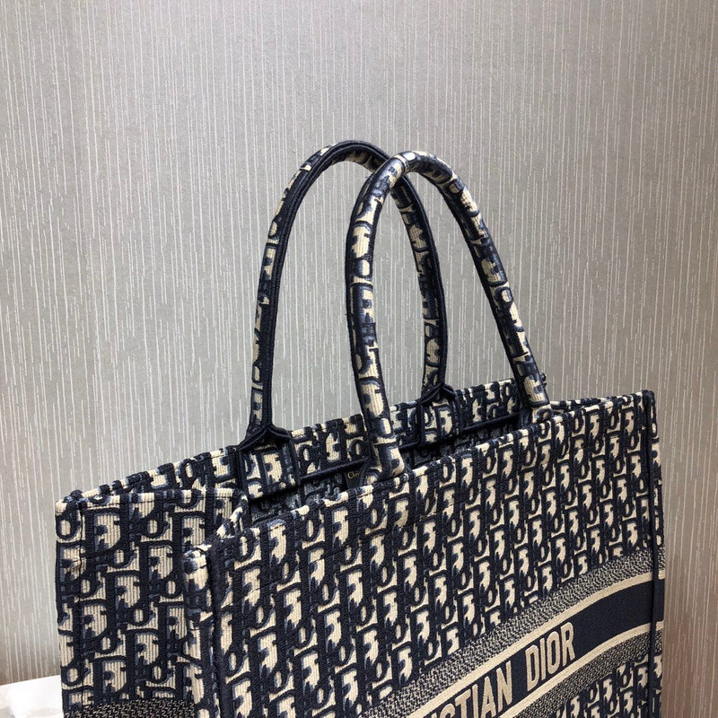 D10r bag
