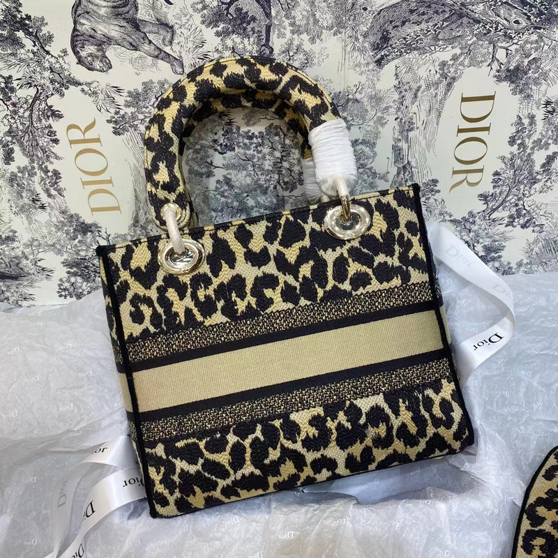 D10r bag