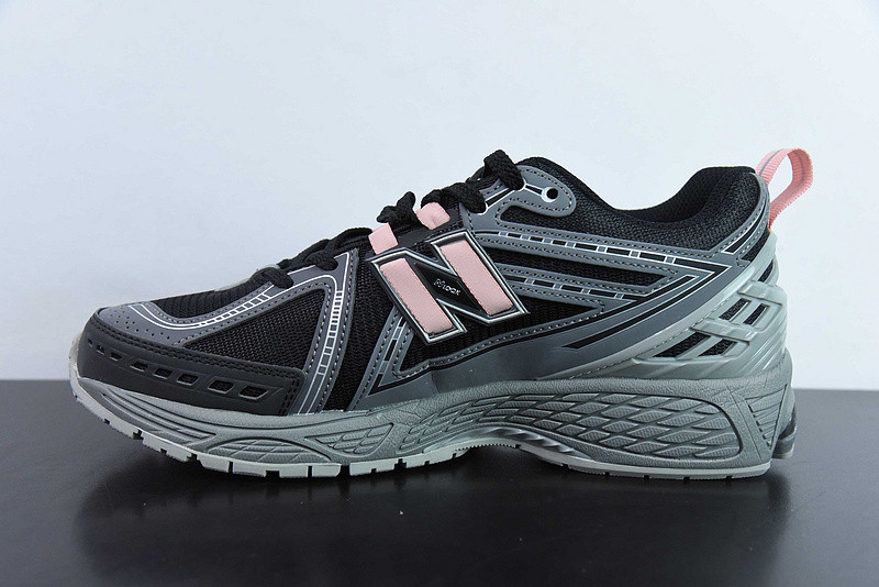 new balance sneaker