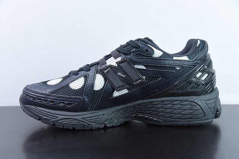new balance sneaker