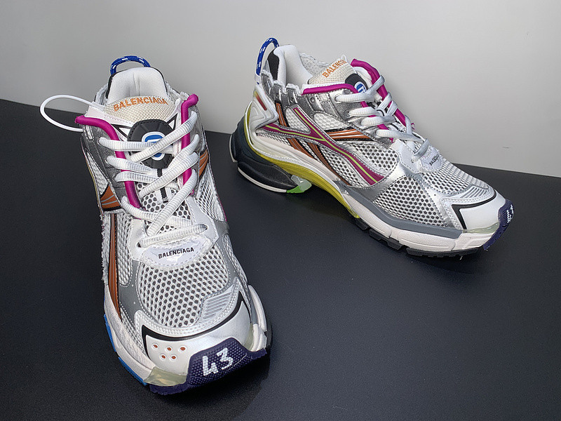 Ba*len*cia*ga runner sneaker