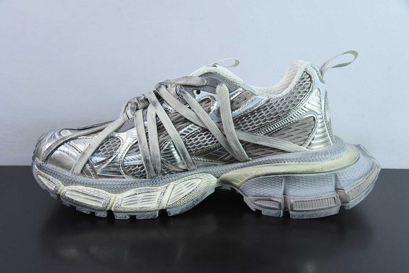BC 3XL SNEAKER