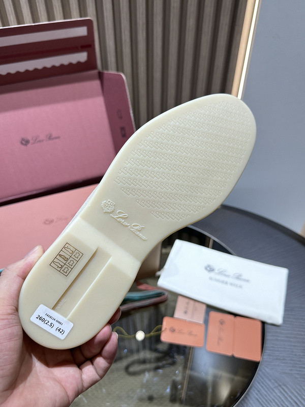 L0r0 P1ana sneaker
