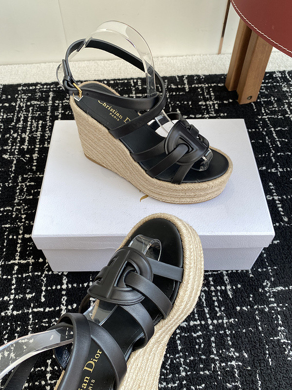 DIO* SNEAKER