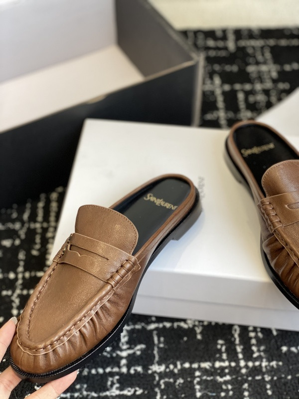 Sa1nt Lau*nt sneaker