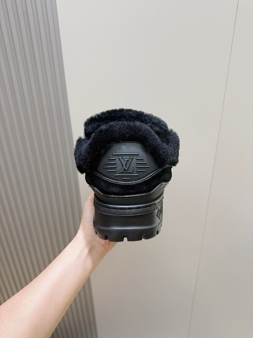 LVT SNEAKERS