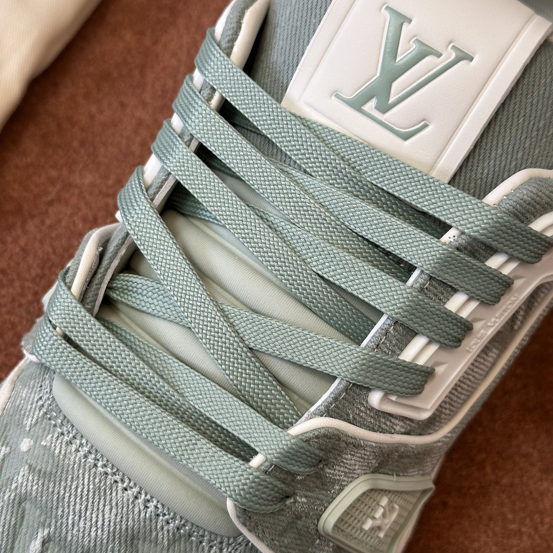 LVT SNEAKERS
