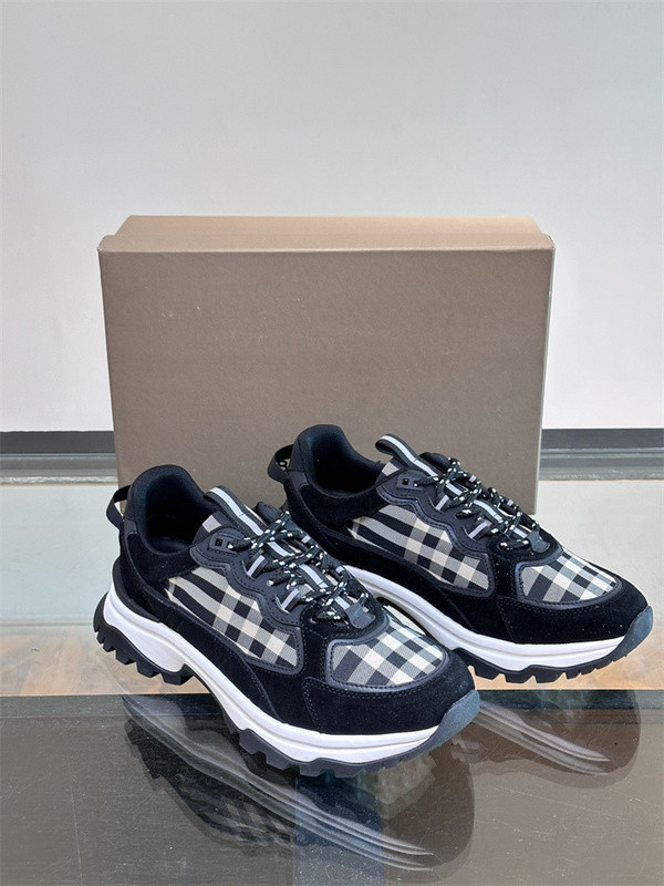 B**rry sneaker