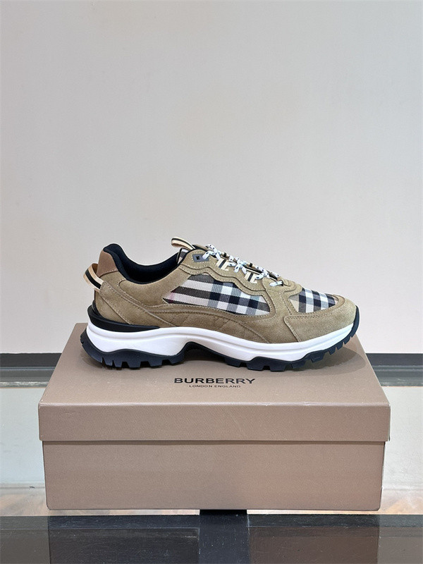 B**rry sneaker