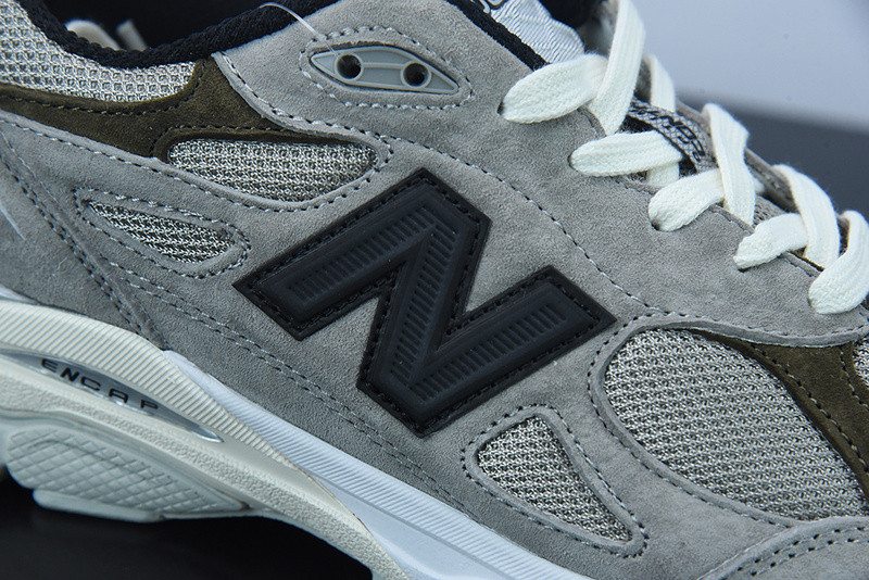 new balance sneaker