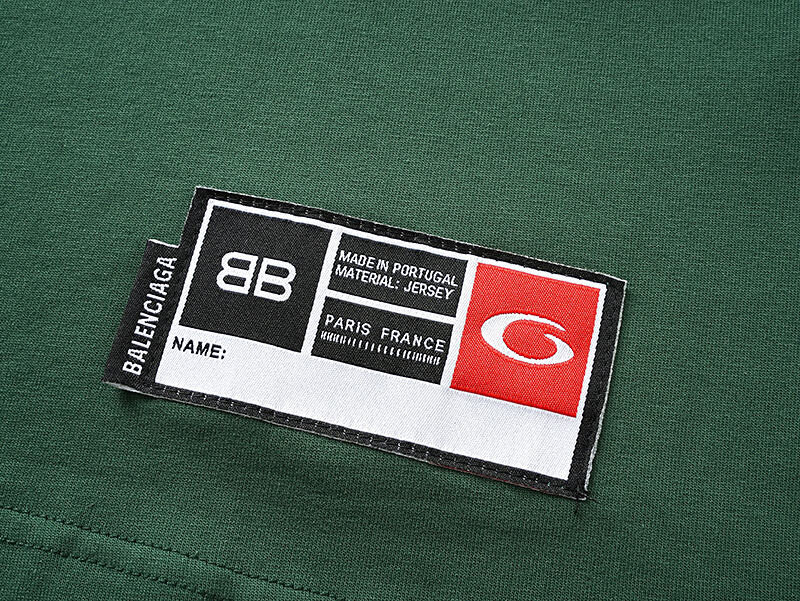 Ba1en*iaga clothes