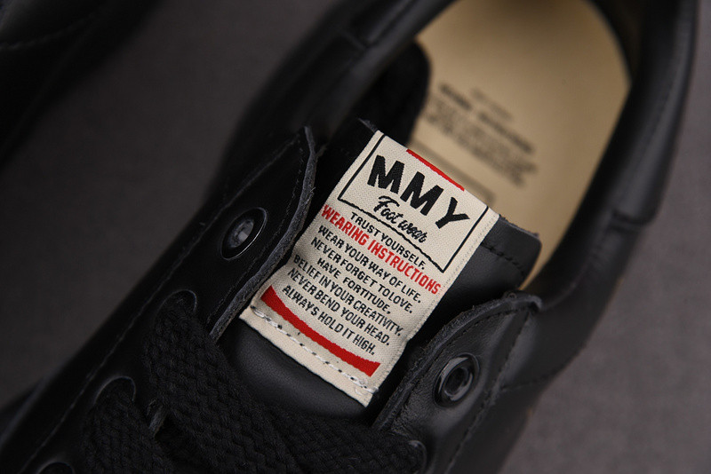 Ma*s*n mihara yasuhiro sneaker