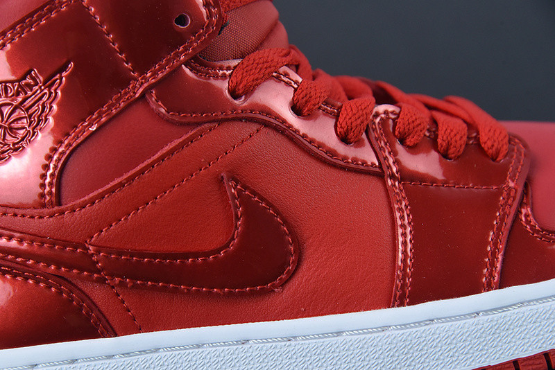wmns air jordan 1 mid se