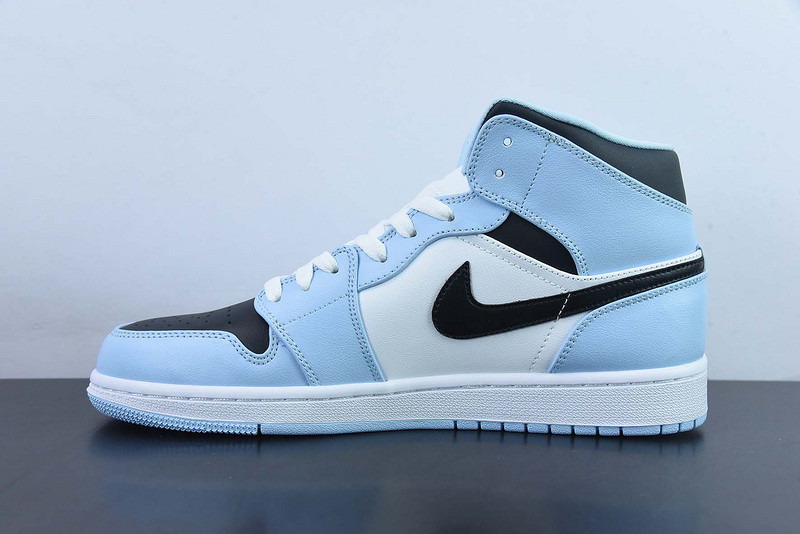 air jordan 1 mid “ice blue” 555112-401