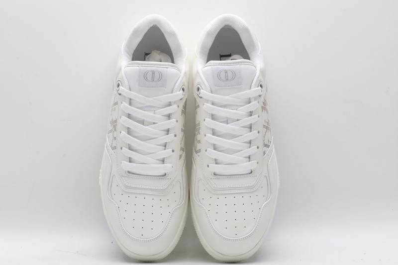 dio* sneaker