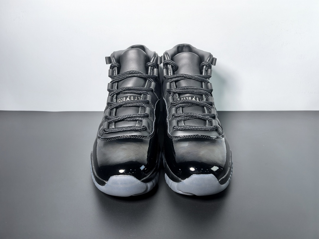 Comme des Garçons Homme Plus x Air Jordan 11 Black/White IV7639-001