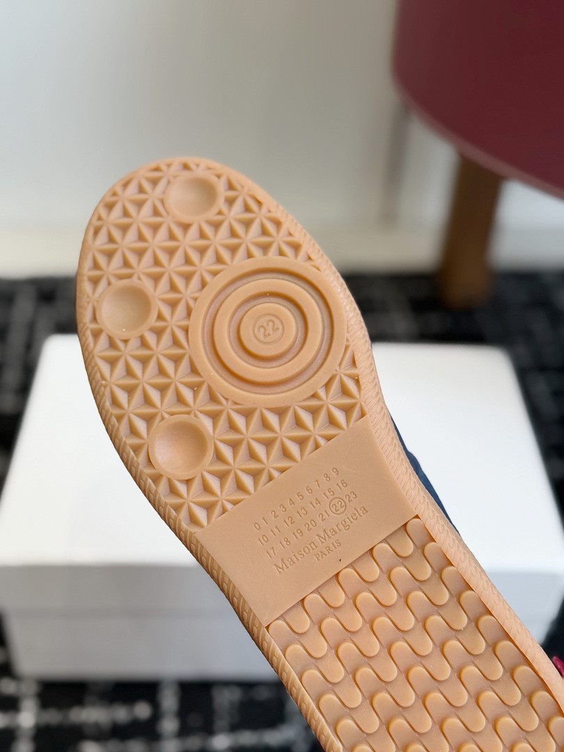 Ma1s0n Marg*e1a SNEAKER