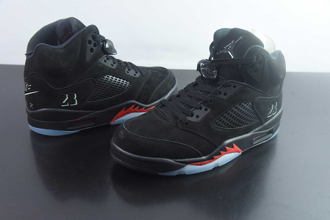 Air Jordan 5 Retro