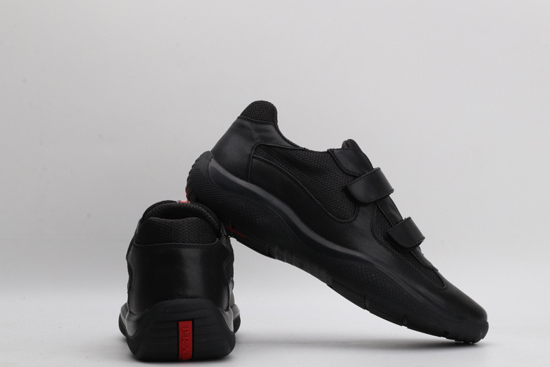 pr sneaker