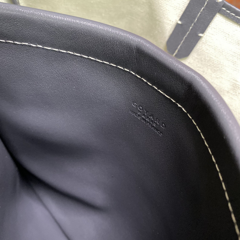 G09ard purse