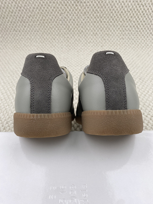 ma*s*n Ma*i*la sneaker