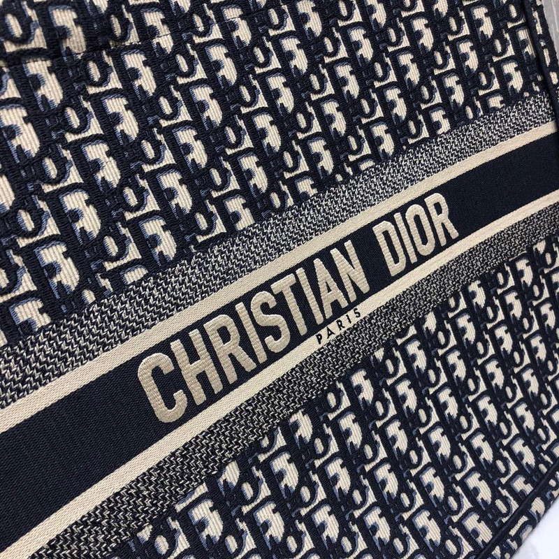 D10r bag