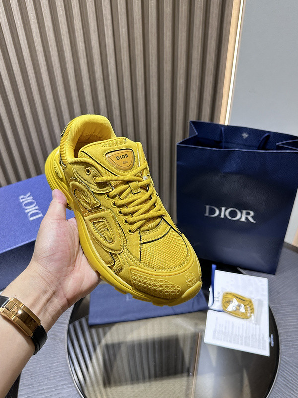 dio* sneaker