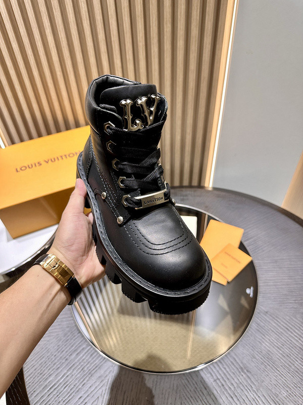 LVT BOOTS