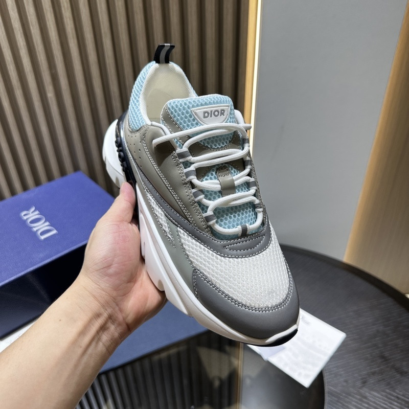 DIO* SNEAKER