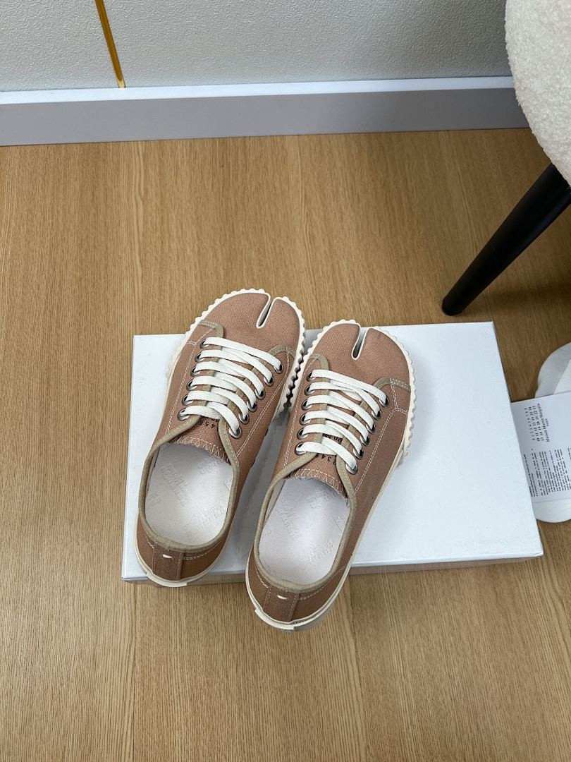 Ma1s0n Marg*e1a SNEAKER