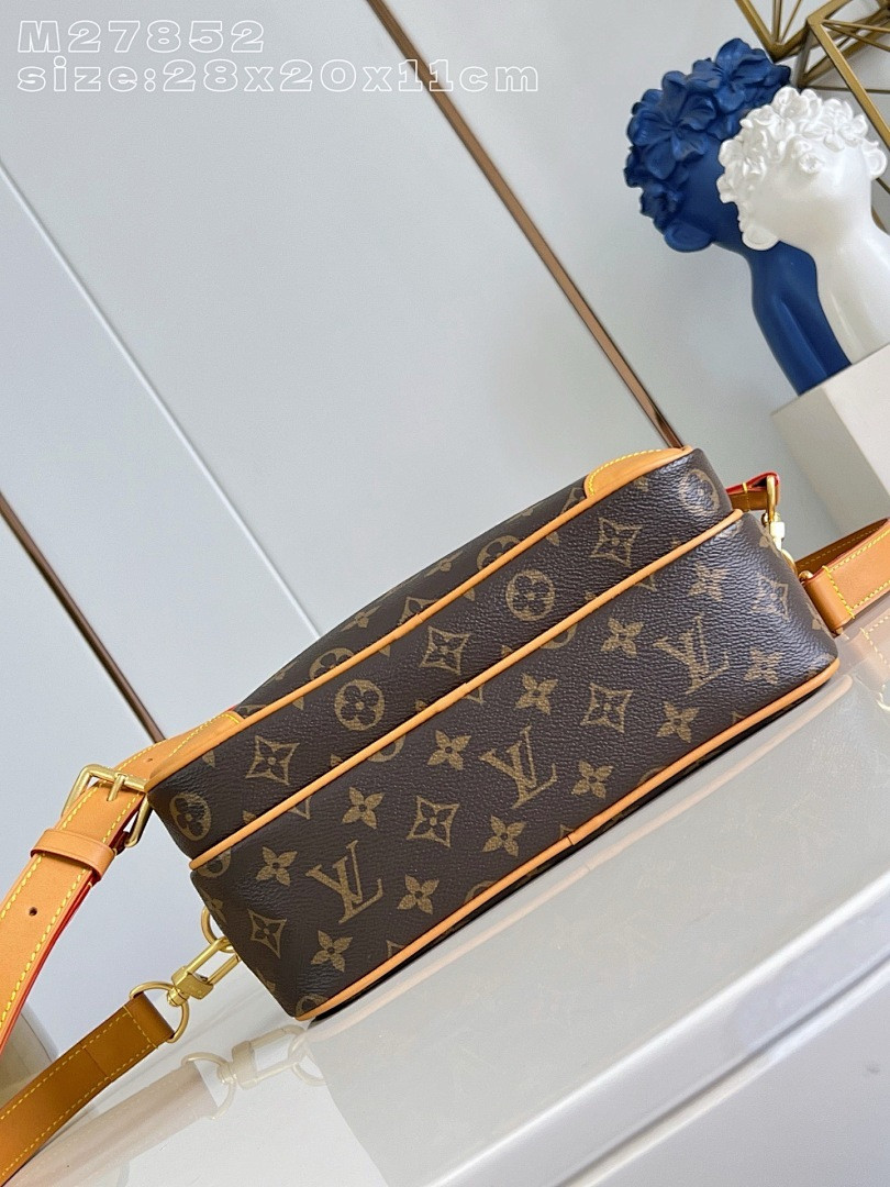 LVT PURSE