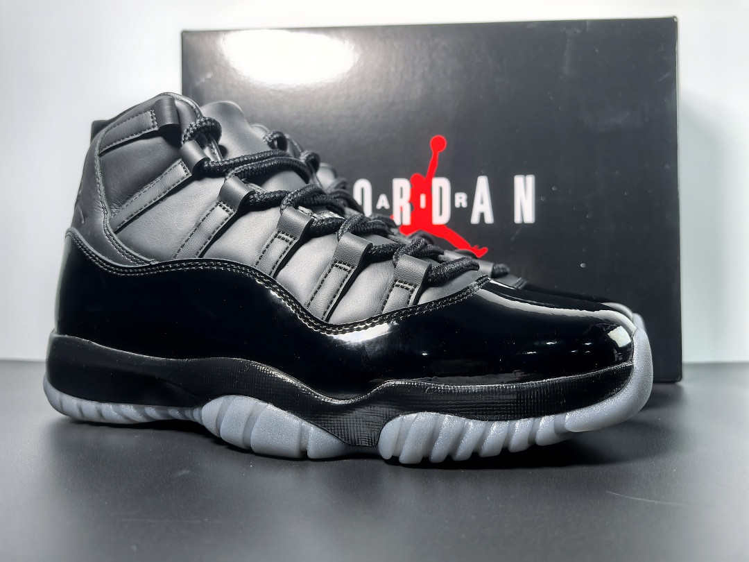 Comme des Garçons Homme Plus x Air Jordan 11 Black/White IV7639-001