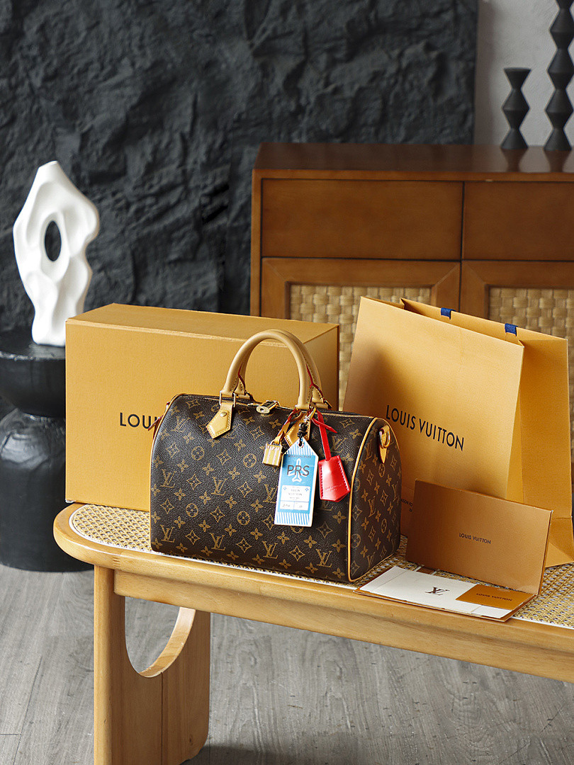 LVT PURSE