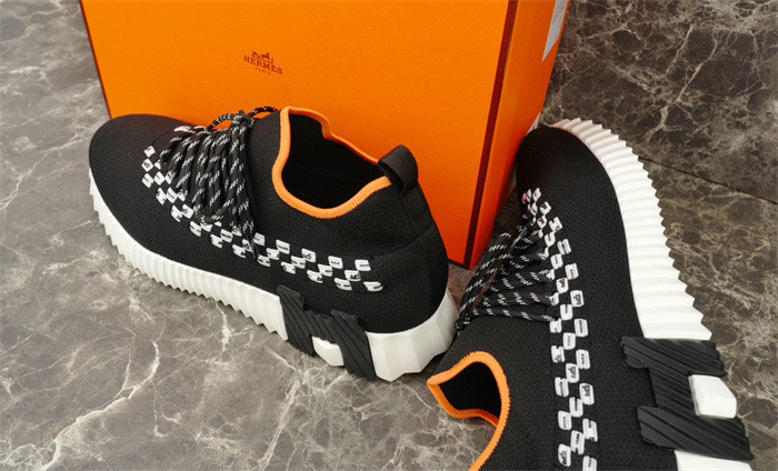 H**mes sneaker