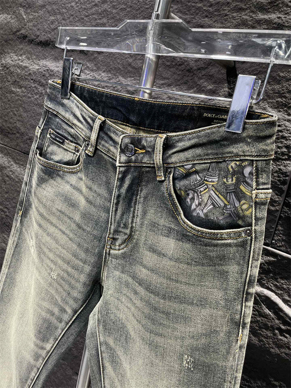 dg