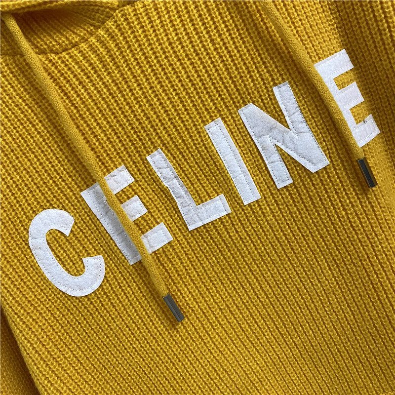 Ce1i*e clothes