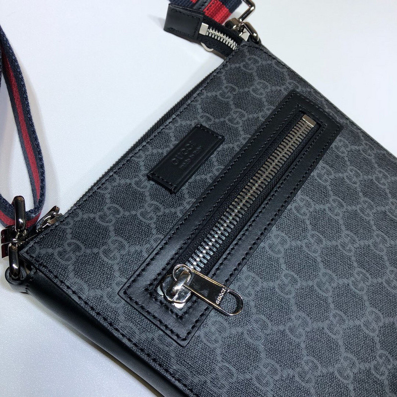 G*u*i shoulder bag