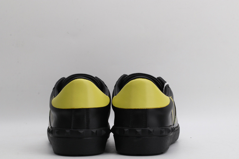 Va1e*ntin0 garavani sneaker