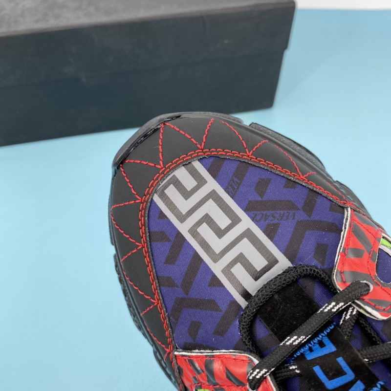 vs chain reaction sneakers